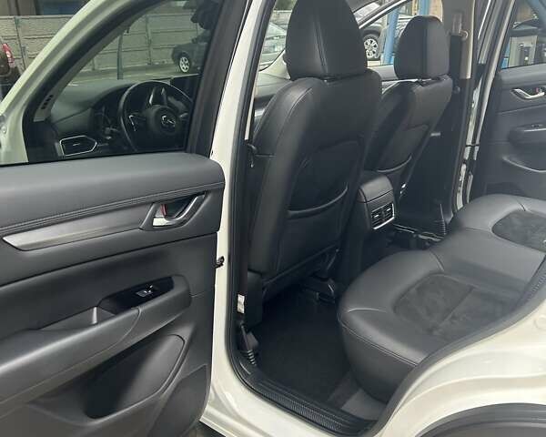 Белый Мазда СХ-5, объемом двигателя 2.49 л и пробегом 87 тыс. км за 19100 $, фото 20 на Automoto.ua