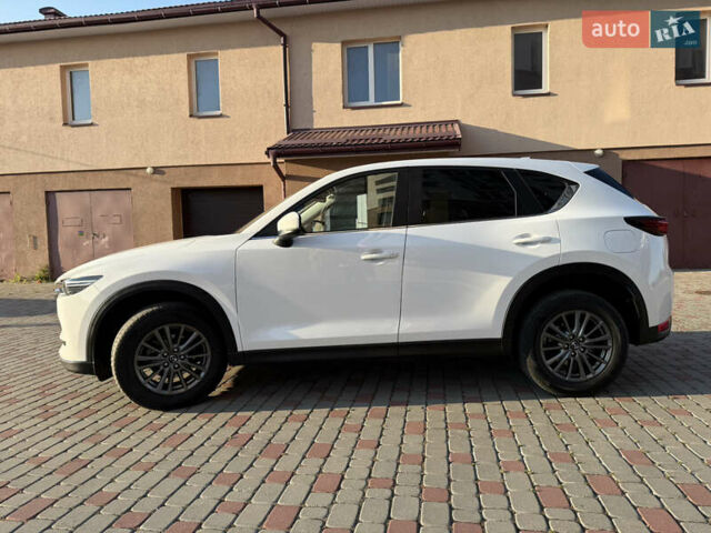 Белый Мазда СХ-5, объемом двигателя 2.2 л и пробегом 182 тыс. км за 18900 $, фото 7 на Automoto.ua