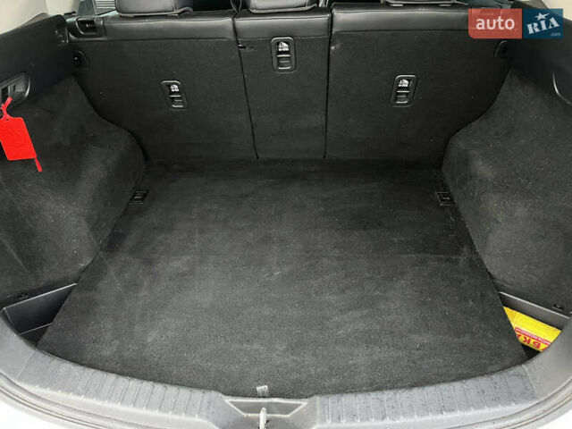 Білий Мазда СХ-5, об'ємом двигуна 2.49 л та пробігом 157 тис. км за 18600 $, фото 11 на Automoto.ua