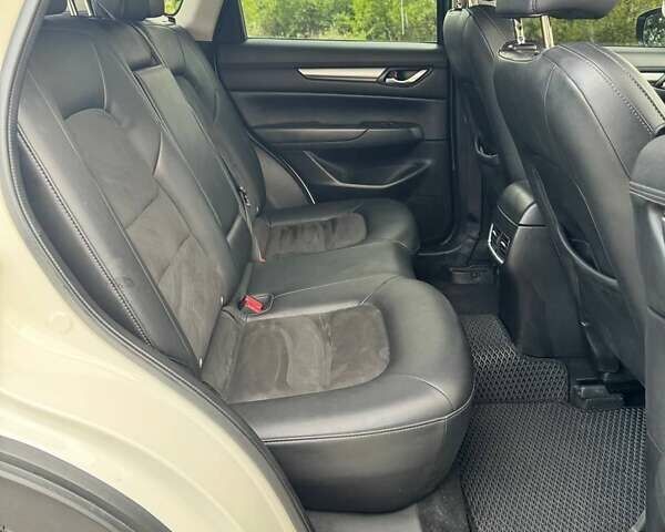 Белый Мазда СХ-5, объемом двигателя 2.49 л и пробегом 96 тыс. км за 19900 $, фото 21 на Automoto.ua