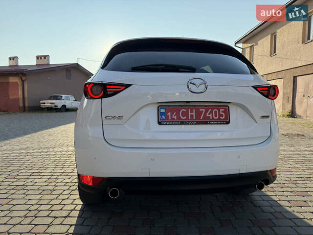 Белый Мазда СХ-5, объемом двигателя 2.2 л и пробегом 182 тыс. км за 18900 $, фото 24 на Automoto.ua