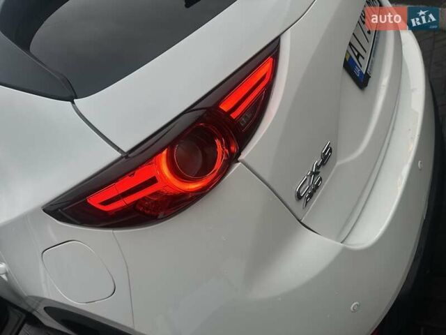 Білий Мазда СХ-5, об'ємом двигуна 2.19 л та пробігом 99 тис. км за 20777 $, фото 8 на Automoto.ua