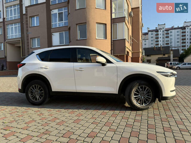 Белый Мазда СХ-5, объемом двигателя 2.2 л и пробегом 182 тыс. км за 18900 $, фото 32 на Automoto.ua
