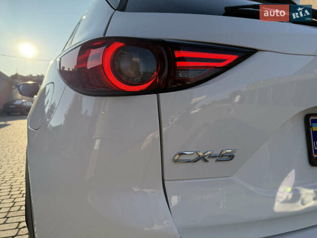 Белый Мазда СХ-5, объемом двигателя 2.2 л и пробегом 186 тыс. км за 18500 $, фото 31 на Automoto.ua