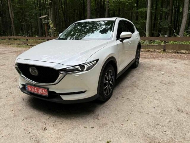 Белый Мазда СХ-5, объемом двигателя 2 л и пробегом 92 тыс. км за 18999 $, фото 1 на Automoto.ua