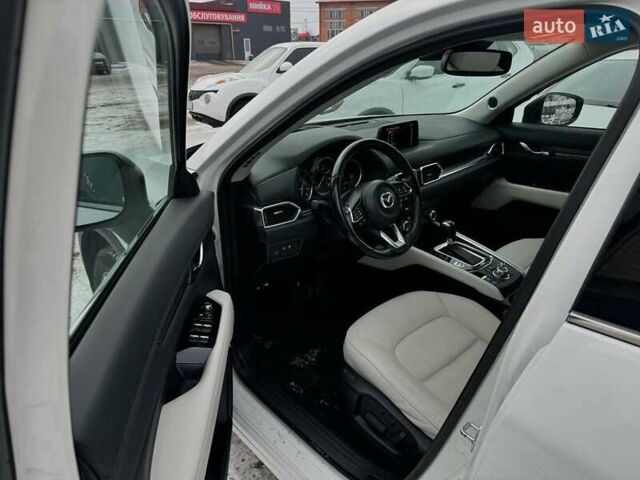 Мазда СХ-5 2018 у Києві на Automoto.ua Білий Мазда СХ-5, об'ємом двигуна 2.49 л та пробігом 126 тис. км за 20250 $, фото 9 на Automoto.ua