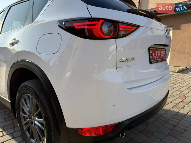 Белый Мазда СХ-5, объемом двигателя 2.2 л и пробегом 185 тыс. км за 18900 $, фото 57 на Automoto.ua