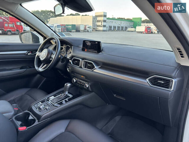 Белый Мазда СХ-5, объемом двигателя 2.5 л и пробегом 153 тыс. км за 17950 $, фото 12 на Automoto.ua
