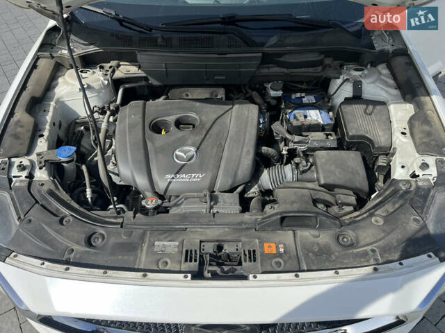 Белый Мазда СХ-5, объемом двигателя 2.49 л и пробегом 120 тыс. км за 17500 $, фото 3 на Automoto.ua
