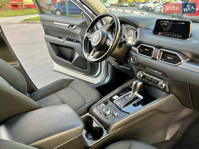 Мазда СХ-5 2018 у Вінниці на Automoto.ua Білий Мазда СХ-5, об'ємом двигуна 2 л та пробігом 52 тис. км за 21700 $, фото 15 на Automoto.ua