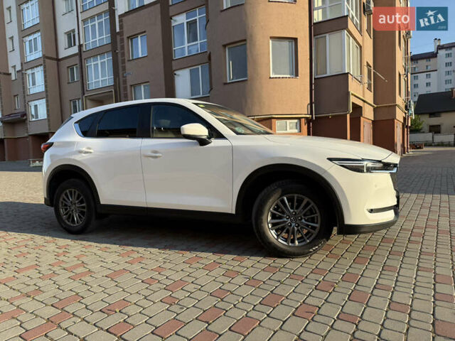 Белый Мазда СХ-5, объемом двигателя 2.2 л и пробегом 182 тыс. км за 18900 $, фото 33 на Automoto.ua