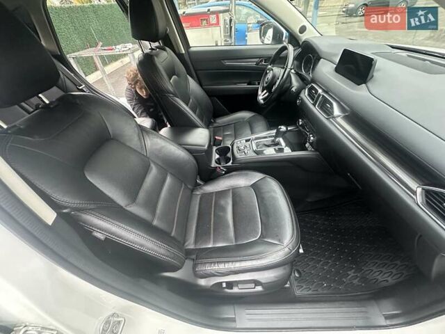 Белый Мазда СХ-5, объемом двигателя 2.19 л и пробегом 99 тыс. км за 20888 $, фото 35 на Automoto.ua