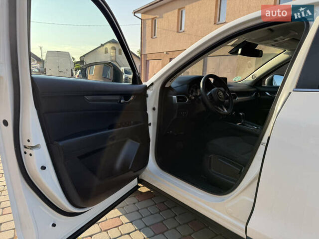 Белый Мазда СХ-5, объемом двигателя 2.2 л и пробегом 182 тыс. км за 18900 $, фото 68 на Automoto.ua