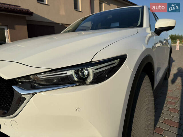 Белый Мазда СХ-5, объемом двигателя 2.2 л и пробегом 186 тыс. км за 18500 $, фото 13 на Automoto.ua