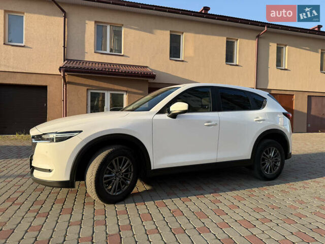 Белый Мазда СХ-5, объемом двигателя 2.2 л и пробегом 182 тыс. км за 18900 $, фото 124 на Automoto.ua