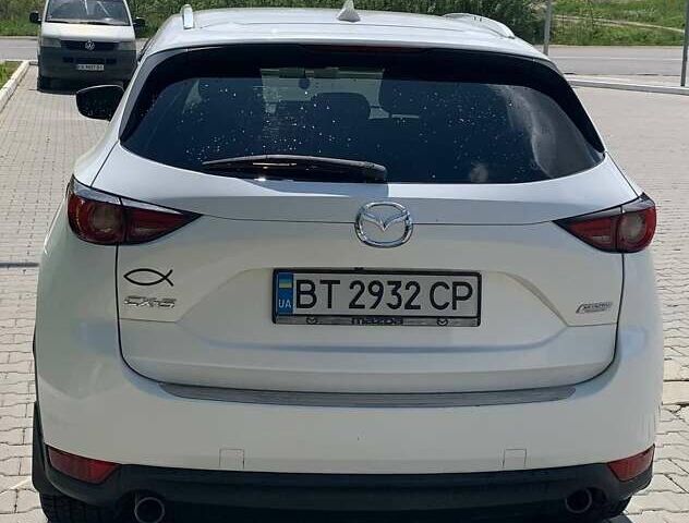 Мазда СХ-5 2018 в Черновцах на Automoto.ua Белый Мазда СХ-5, объемом двигателя 2.49 л и пробегом 88 тыс. км за 21900 $, фото 1 на Automoto.ua
