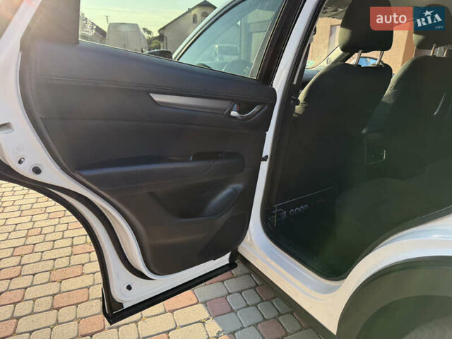 Белый Мазда СХ-5, объемом двигателя 2.2 л и пробегом 185 тыс. км за 18900 $, фото 87 на Automoto.ua