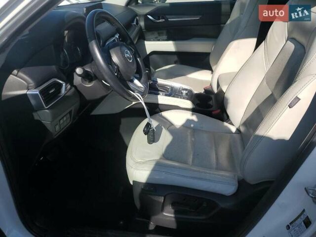 Мазда СХ-5 2019 в Полтаве на Automoto.ua Белый Мазда СХ-5, объемом двигателя 2.5 л и пробегом 84 тыс. км за 4200 $, фото 6 на Automoto.ua