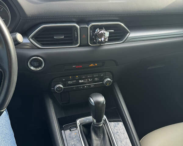 Белый Мазда СХ-5, объемом двигателя 2.49 л и пробегом 66 тыс. км за 22500 $, фото 12 на Automoto.ua