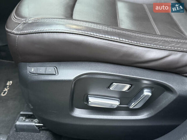 Белый Мазда СХ-5, объемом двигателя 2.5 л и пробегом 47 тыс. км за 25300 $, фото 23 на Automoto.ua