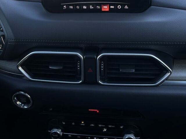 Білий Мазда СХ-5, об'ємом двигуна 2.2 л та пробігом 99 тис. км за 22000 $, фото 16 на Automoto.ua