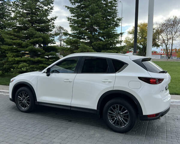 Белый Мазда СХ-5, объемом двигателя 2.5 л и пробегом 57 тыс. км за 18500 $, фото 11 на Automoto.ua