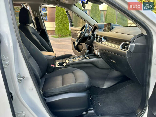 Білий Мазда СХ-5, об'ємом двигуна 2.5 л та пробігом 120 тис. км за 16780 $, фото 30 на Automoto.ua