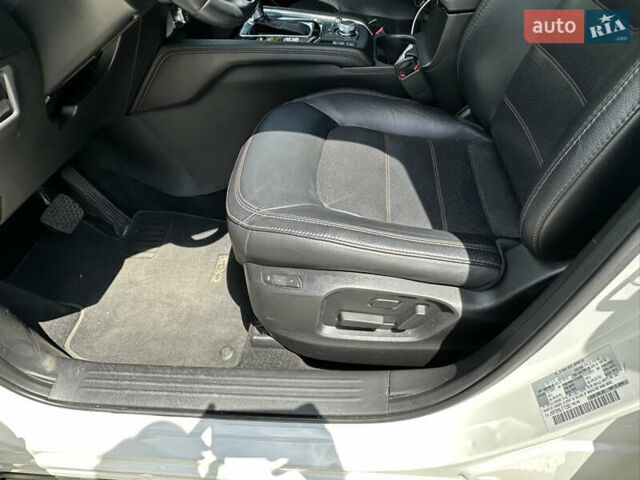 Белый Мазда СХ-5, объемом двигателя 2.5 л и пробегом 79 тыс. км за 21500 $, фото 16 на Automoto.ua