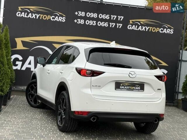 Білий Мазда СХ-5, об'ємом двигуна 2 л та пробігом 93 тис. км за 21800 $, фото 32 на Automoto.ua