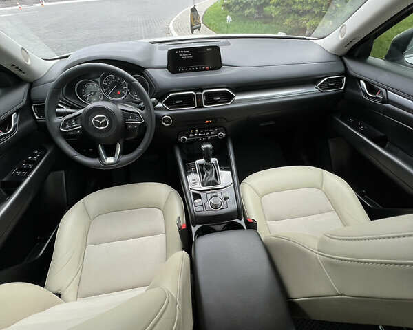 Белый Мазда СХ-5, объемом двигателя 2.5 л и пробегом 57 тыс. км за 18500 $, фото 15 на Automoto.ua