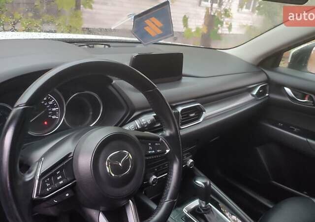Белый Мазда СХ-5, объемом двигателя 2.49 л и пробегом 79 тыс. км за 20999 $, фото 29 на Automoto.ua