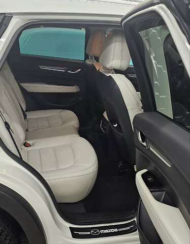 Белый Мазда СХ-5, объемом двигателя 2.49 л и пробегом 59 тыс. км за 21000 $, фото 5 на Automoto.ua