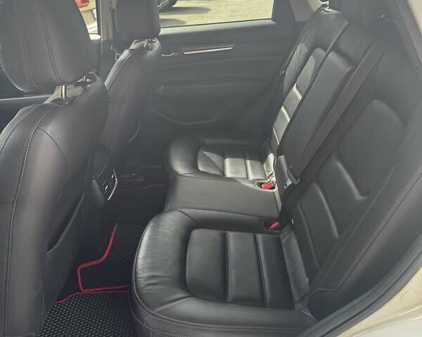 Білий Мазда СХ-5, об'ємом двигуна 2.5 л та пробігом 100 тис. км за 23800 $, фото 10 на Automoto.ua