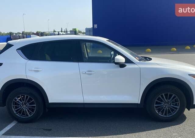 Білий Мазда СХ-5, об'ємом двигуна 2.49 л та пробігом 65 тис. км за 23200 $, фото 16 на Automoto.ua