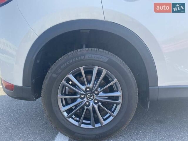 Білий Мазда СХ-5, об'ємом двигуна 2.49 л та пробігом 65 тис. км за 20500 $, фото 22 на Automoto.ua