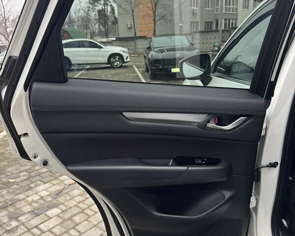 Белый Мазда СХ-5, объемом двигателя 2 л и пробегом 77 тыс. км за 23700 $, фото 24 на Automoto.ua