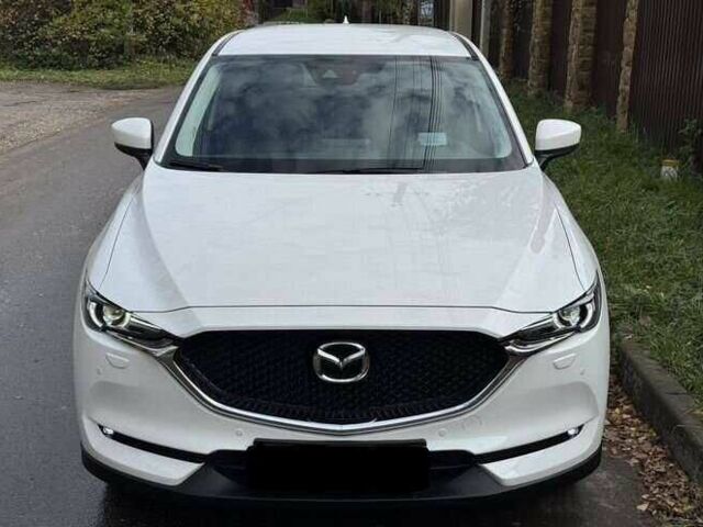 Белый Мазда СХ-5, объемом двигателя 2 л и пробегом 38 тыс. км за 13000 $, фото 1 на Automoto.ua