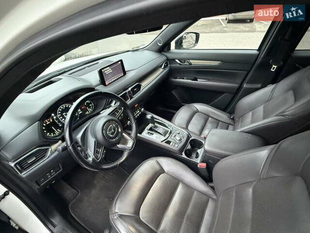 Белый Мазда СХ-5, объемом двигателя 2.5 л и пробегом 47 тыс. км за 25300 $, фото 18 на Automoto.ua
