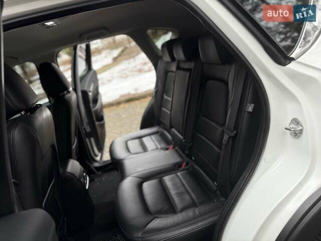 Білий Мазда СХ-5, об'ємом двигуна 2.49 л та пробігом 89 тис. км за 14999 $, фото 99 на Automoto.ua