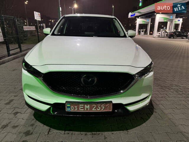 Белый Мазда СХ-5, объемом двигателя 2.49 л и пробегом 121 тыс. км за 19999 $, фото 1 на Automoto.ua