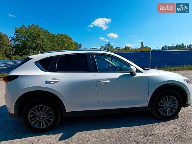 Білий Мазда СХ-5, об'ємом двигуна 2.49 л та пробігом 107 тис. км за 21300 $, фото 2 на Automoto.ua