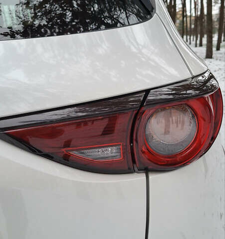 Белый Мазда СХ-5, объемом двигателя 2.5 л и пробегом 154 тыс. км за 18300 $, фото 12 на Automoto.ua