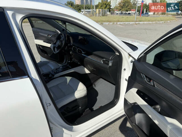Білий Мазда СХ-5, об'ємом двигуна 2.5 л та пробігом 72 тис. км за 24500 $, фото 12 на Automoto.ua