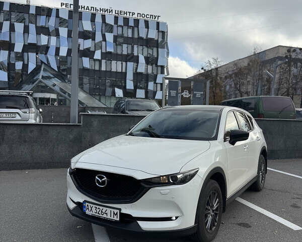 Белый Мазда СХ-5, объемом двигателя 2 л и пробегом 25 тыс. км за 22900 $, фото 2 на Automoto.ua