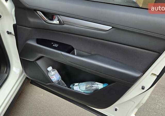 Білий Мазда СХ-5, об'ємом двигуна 2 л та пробігом 38 тис. км за 23850 $, фото 14 на Automoto.ua