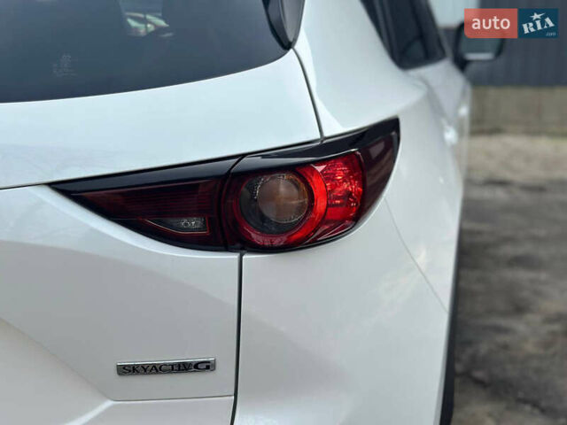Білий Мазда СХ-5, об'ємом двигуна 2.5 л та пробігом 158 тис. км за 17700 $, фото 41 на Automoto.ua
