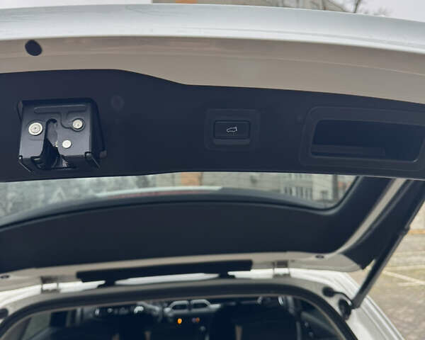 Белый Мазда СХ-5, объемом двигателя 2 л и пробегом 77 тыс. км за 23700 $, фото 39 на Automoto.ua