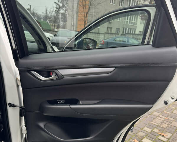 Белый Мазда СХ-5, объемом двигателя 2 л и пробегом 77 тыс. км за 23700 $, фото 27 на Automoto.ua