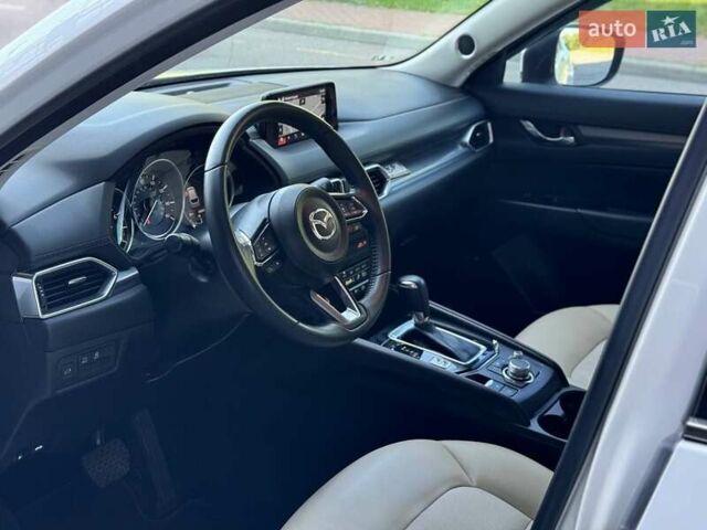 Белый Мазда СХ-5, объемом двигателя 2.49 л и пробегом 77 тыс. км за 21000 $, фото 8 на Automoto.ua