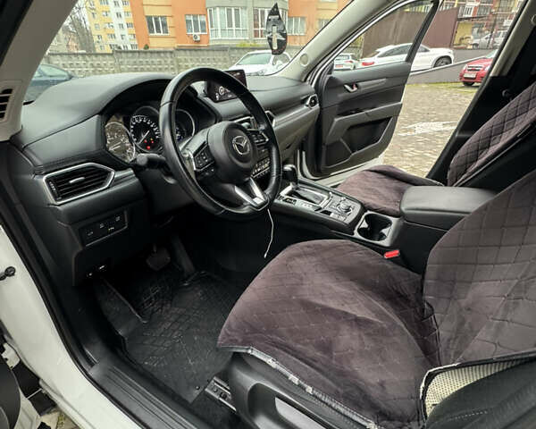 Белый Мазда СХ-5, объемом двигателя 2 л и пробегом 77 тыс. км за 23700 $, фото 10 на Automoto.ua